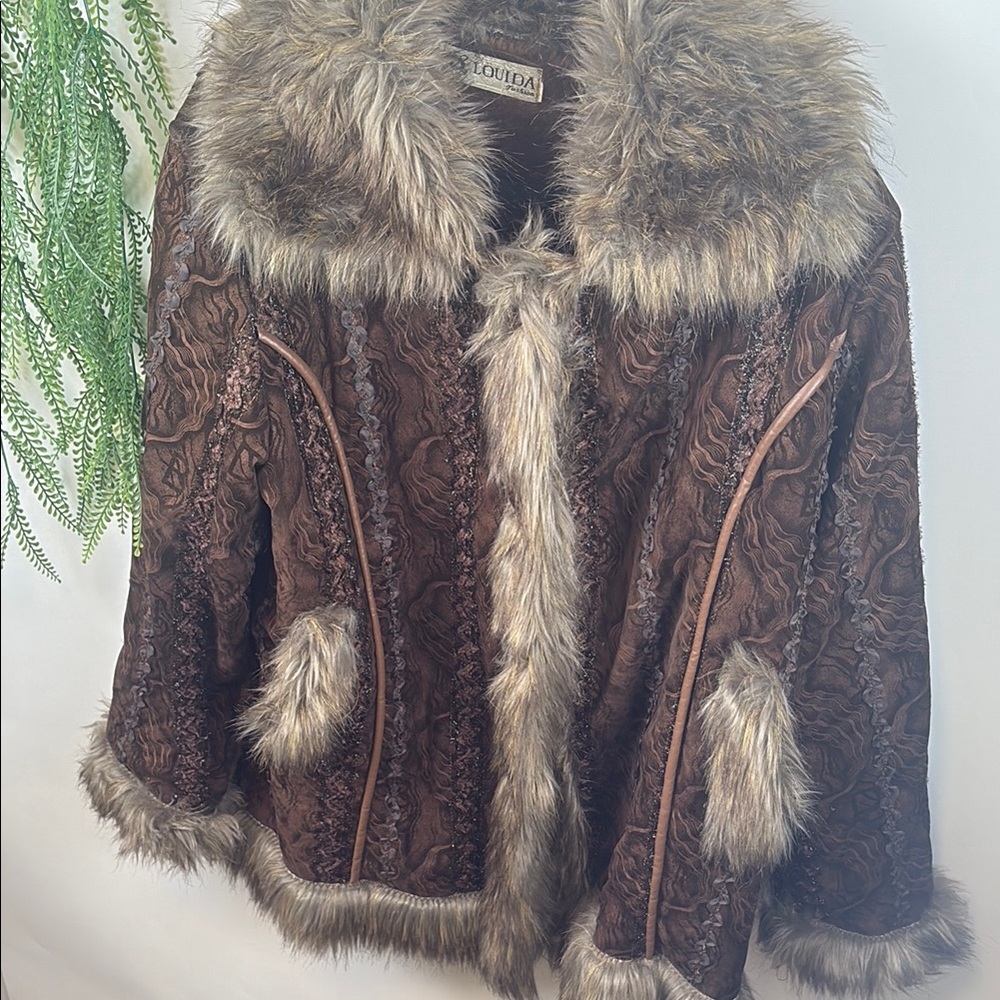 Louida - Brown Teddy Jacket with Luxurious Fur Trim
